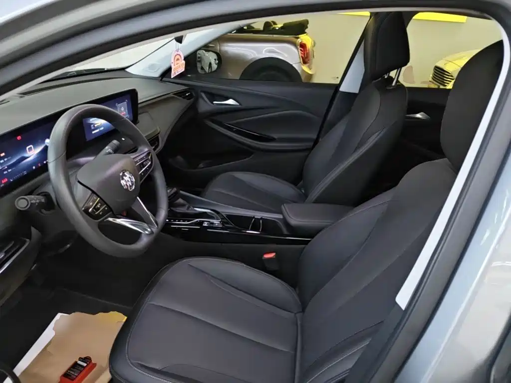 Buick Verano — миниатюра 15