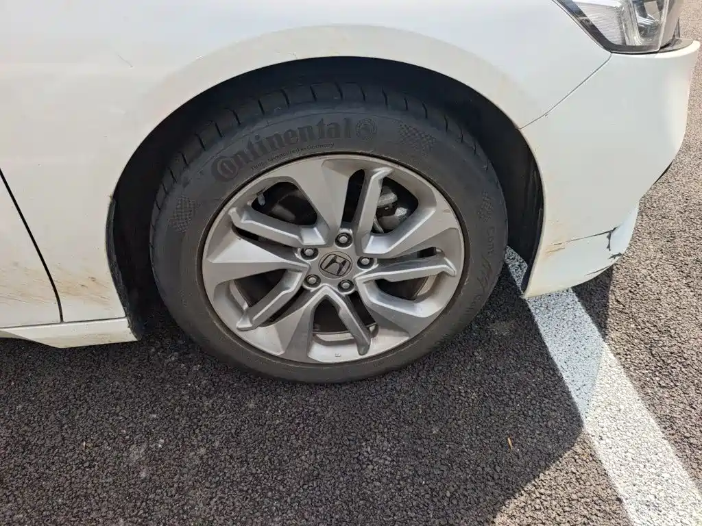 Honda Accord — миниатюра 8