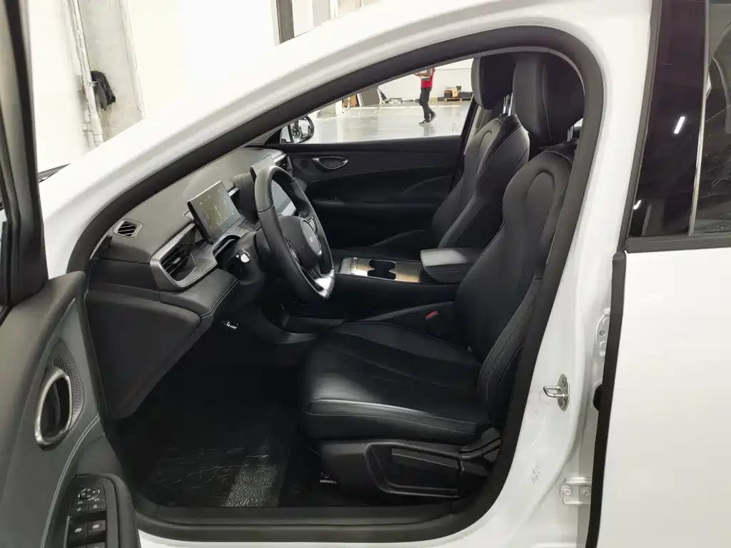 BYD Seal 05 DM-i — миниатюра 10