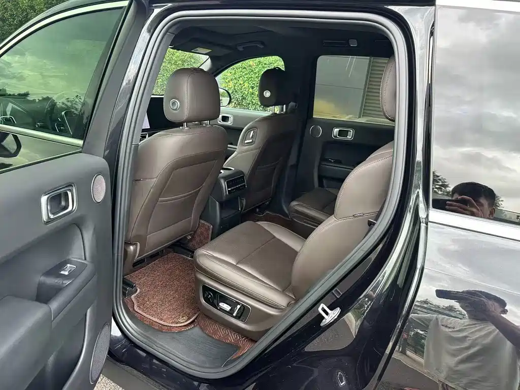 Li Auto Li L8 — миниатюра 13