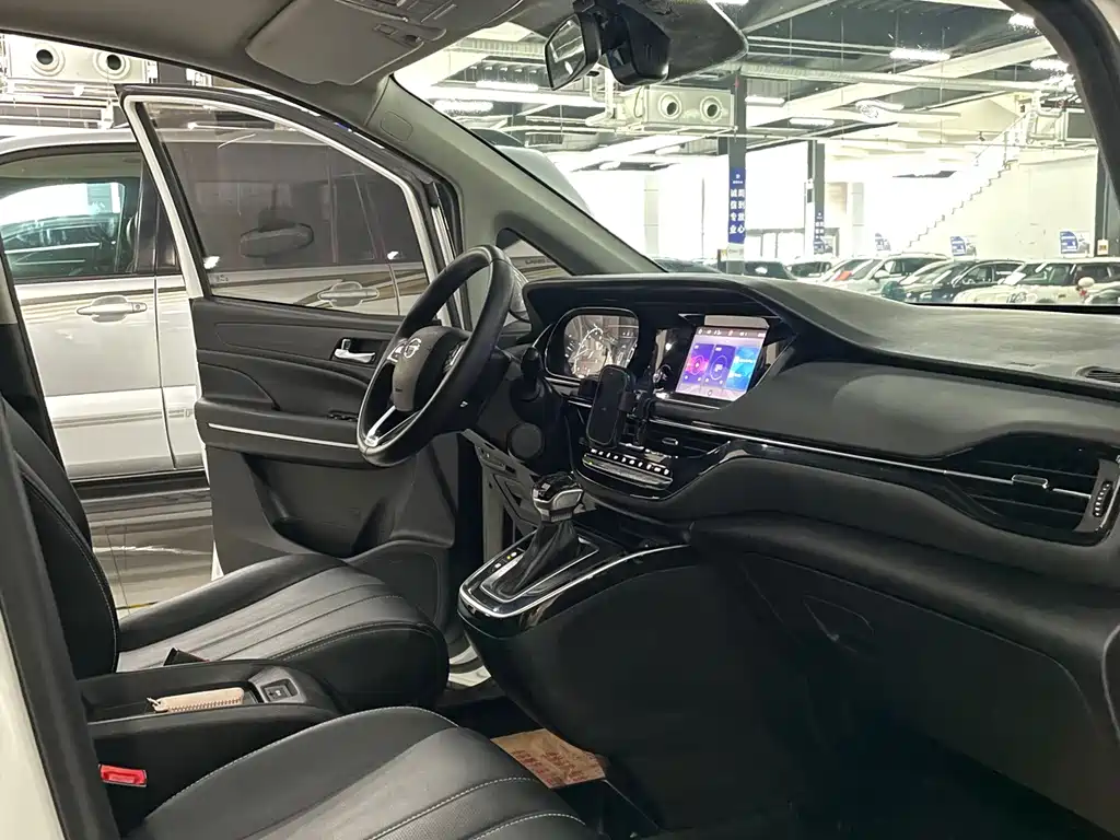 GAC Motor Trumpchi M6 — миниатюра 8