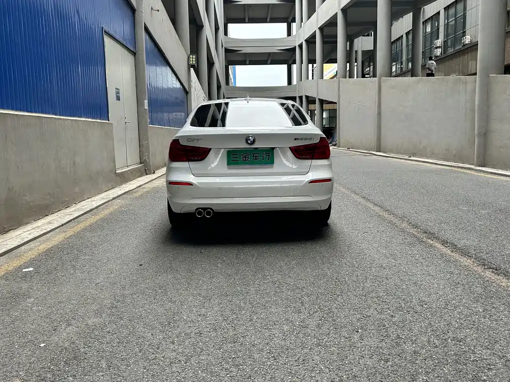 BMW 3 Series GT — миниатюра 6