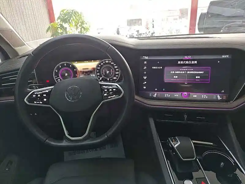 Volkswagen Touareg — миниатюра 17