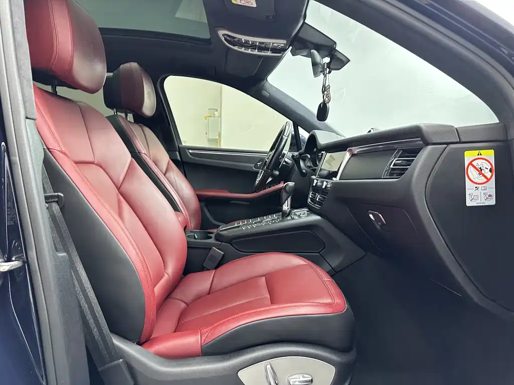 Porsche Macan — миниатюра 11