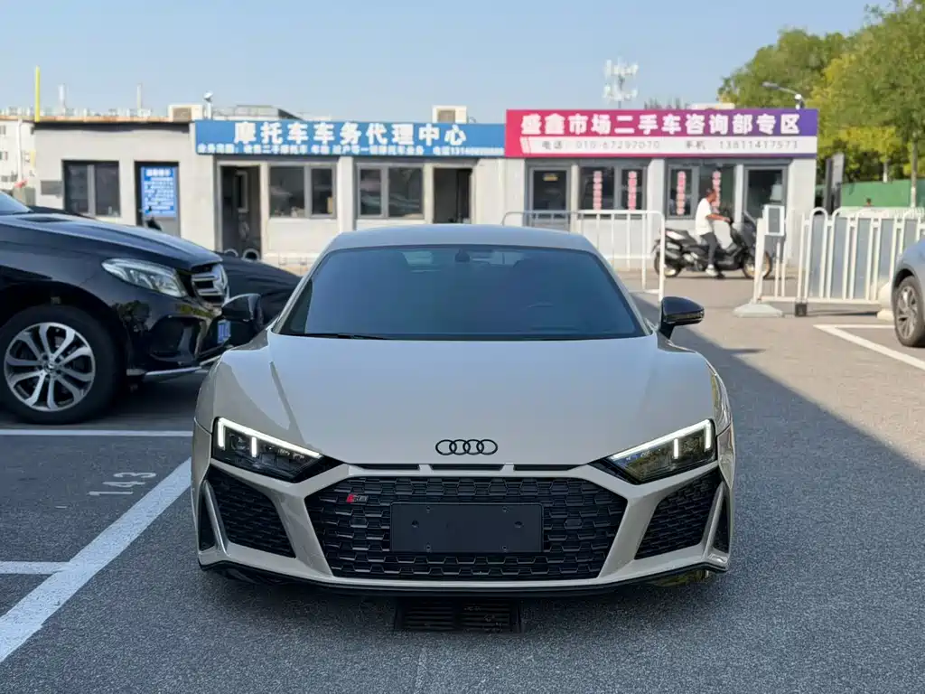 Audi R8 — миниатюра 2