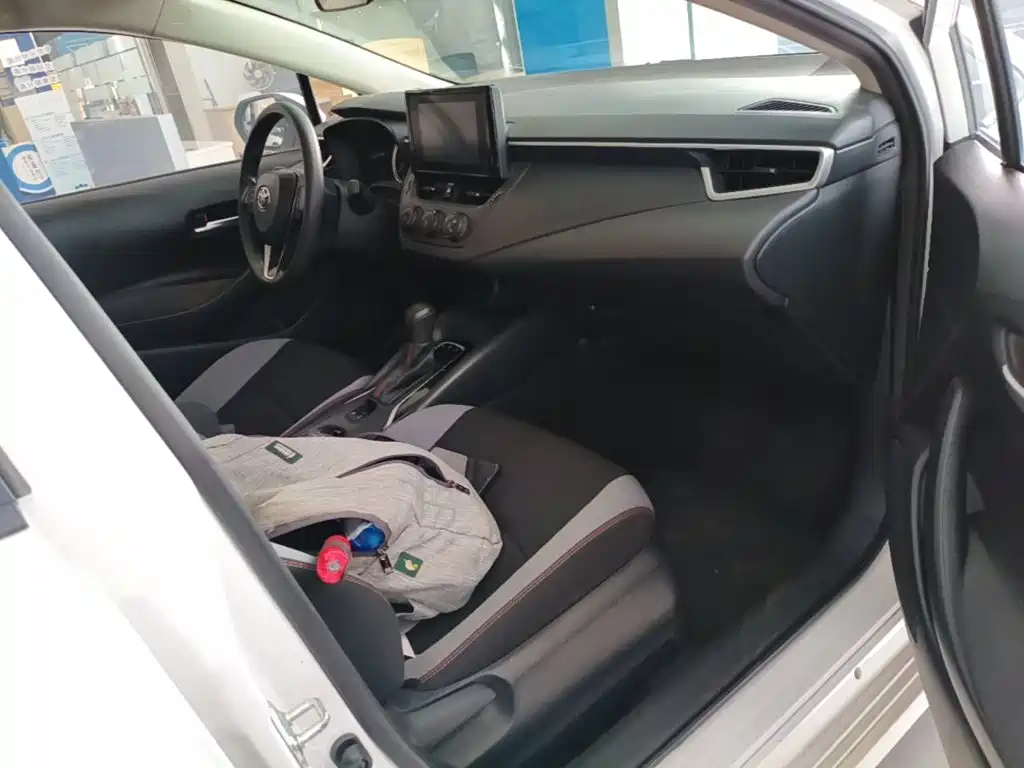 Toyota Corolla — миниатюра 9