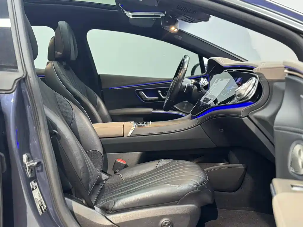 Mercedes-Benz EQS — миниатюра 19