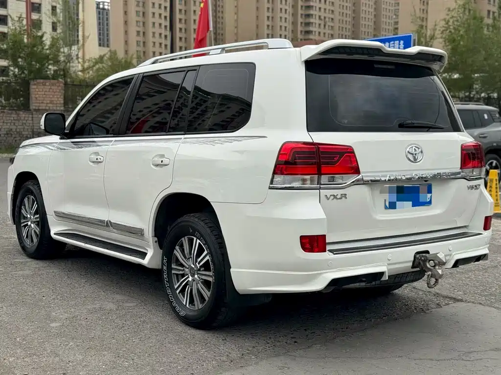 Toyota Land Cruiser 2010 4.7L AT VX