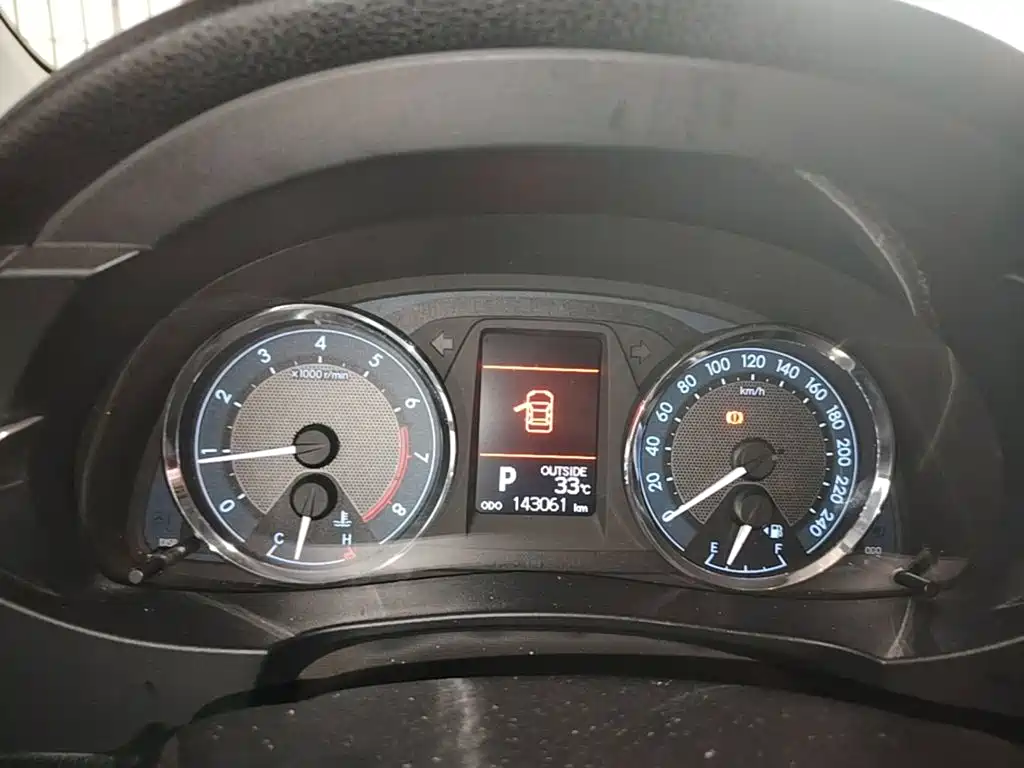 Toyota Corolla — миниатюра 12