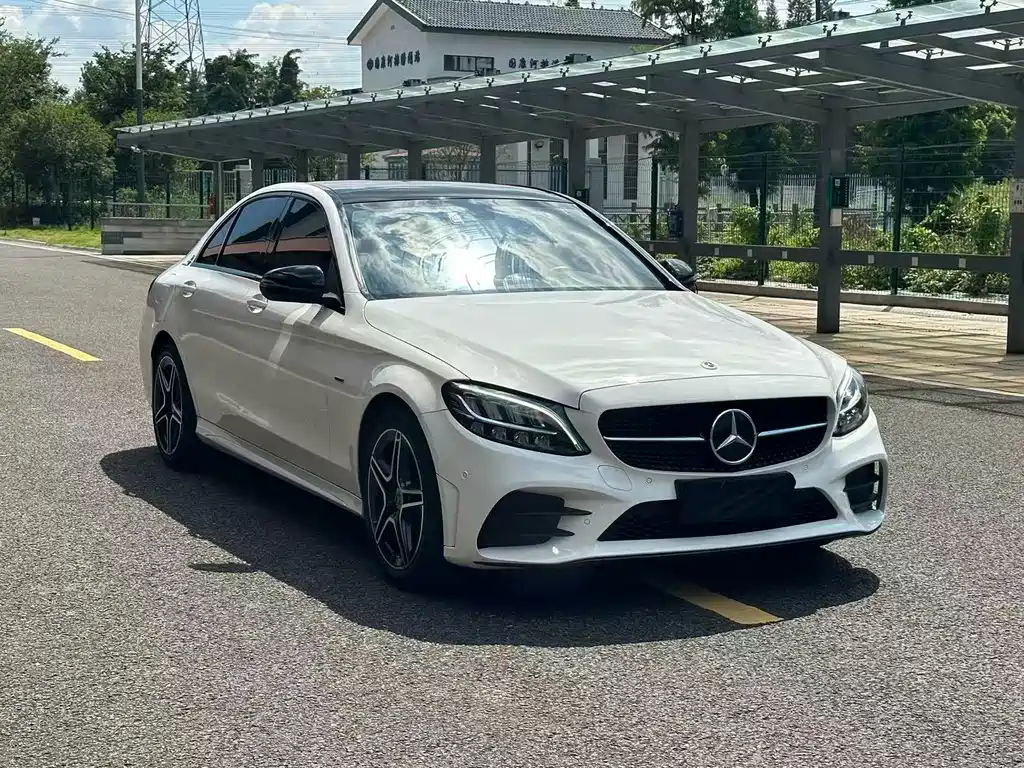 Mercedes-Benz C-Class — миниатюра 2