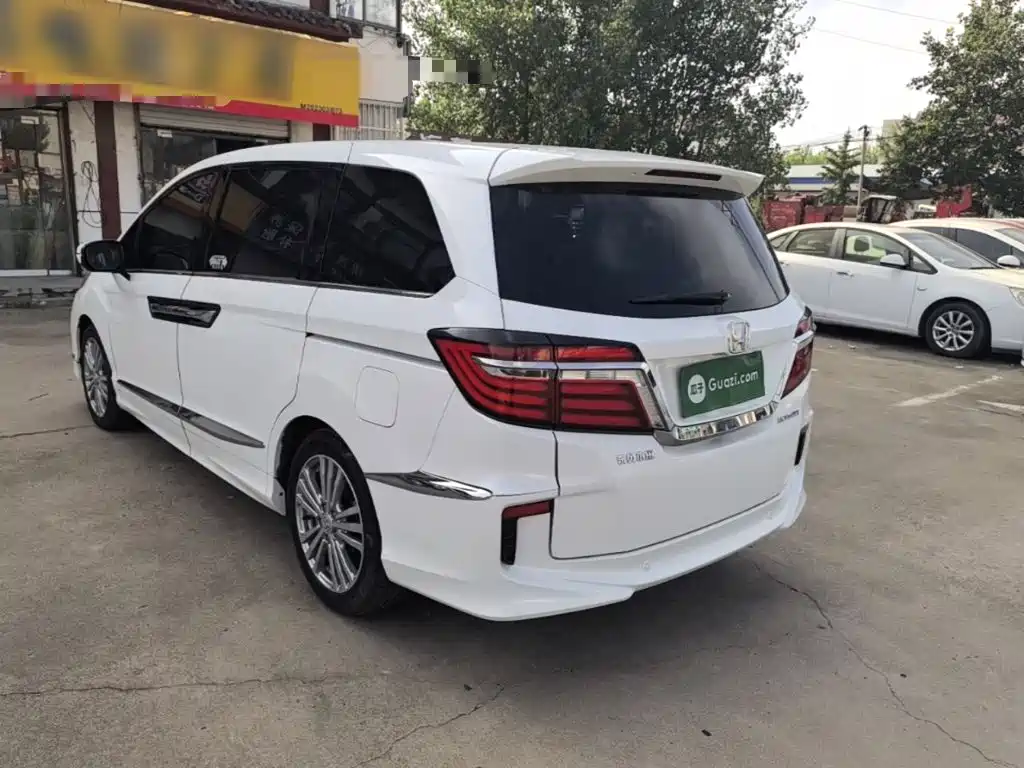 Honda Elysion — миниатюра 5