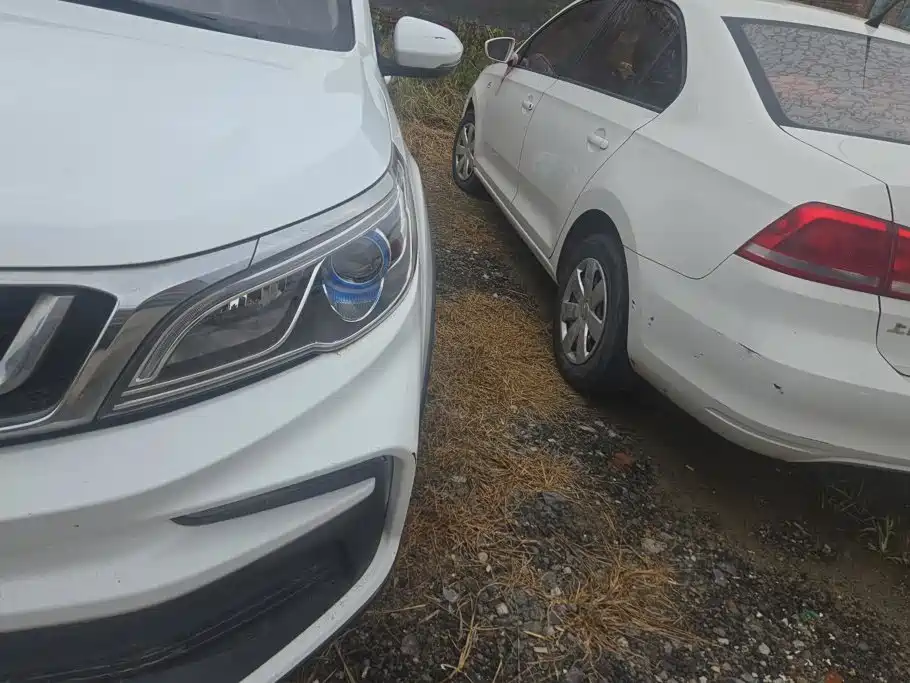 Geely Vision X3 — миниатюра 5