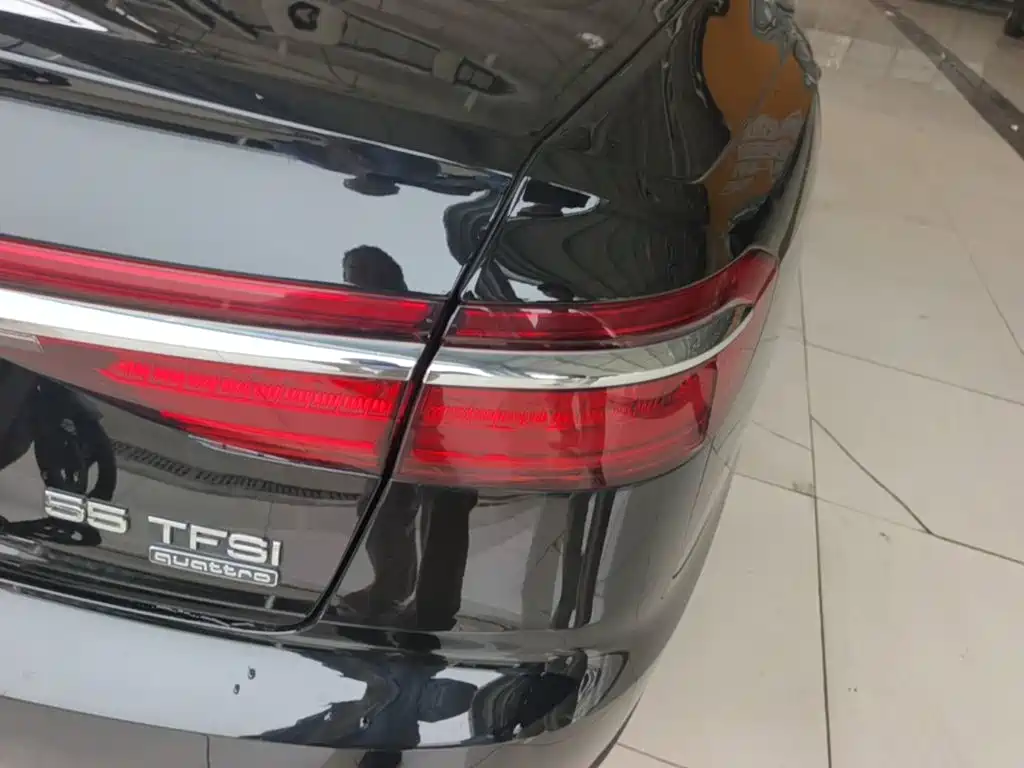 Audi A8 — миниатюра 8