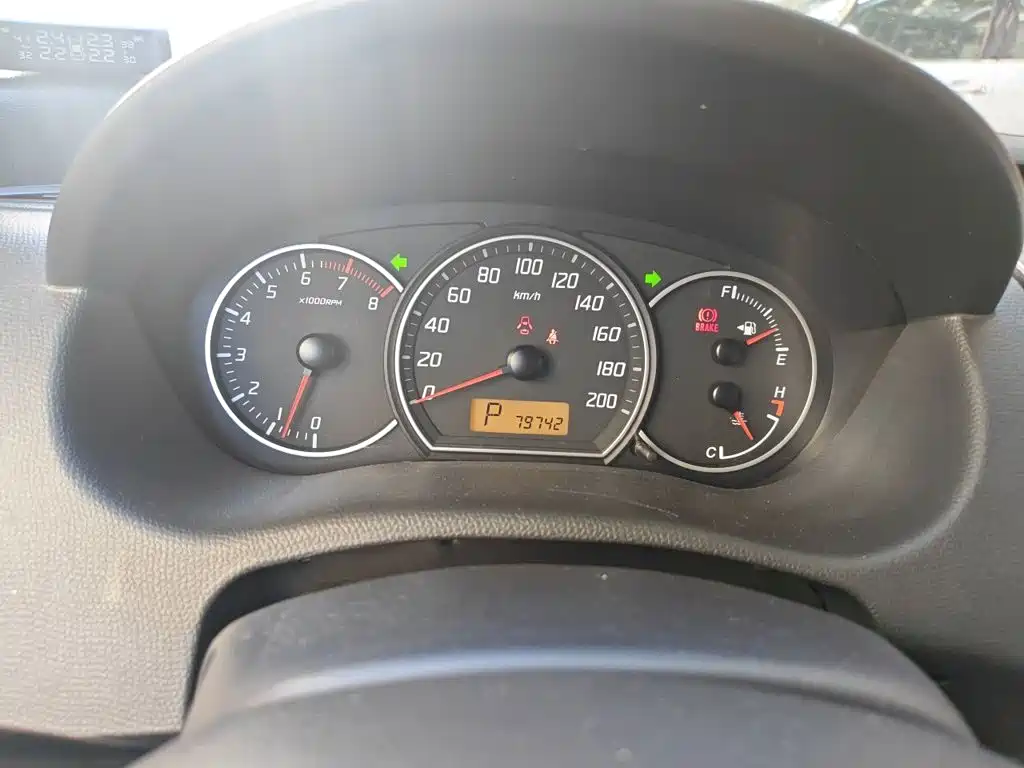 Suzuki Swift — миниатюра 7