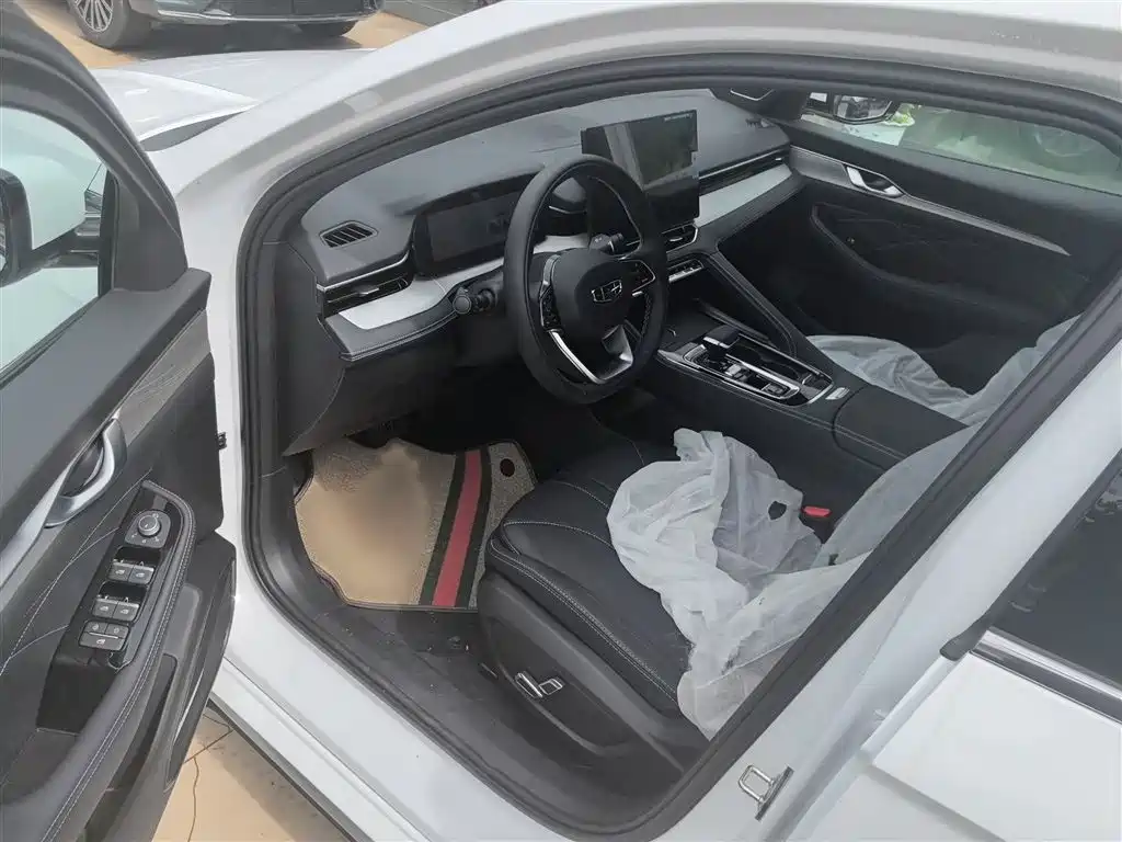 Geely Preface 2026 1.5TD