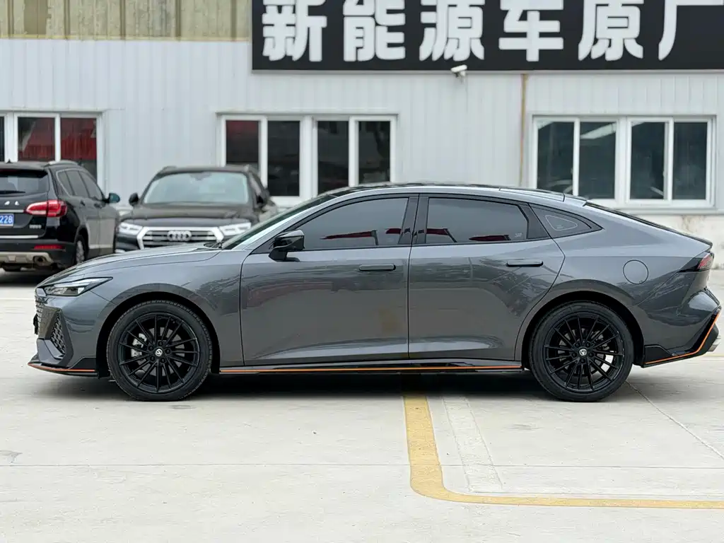 Changan UNI-V — миниатюра 4