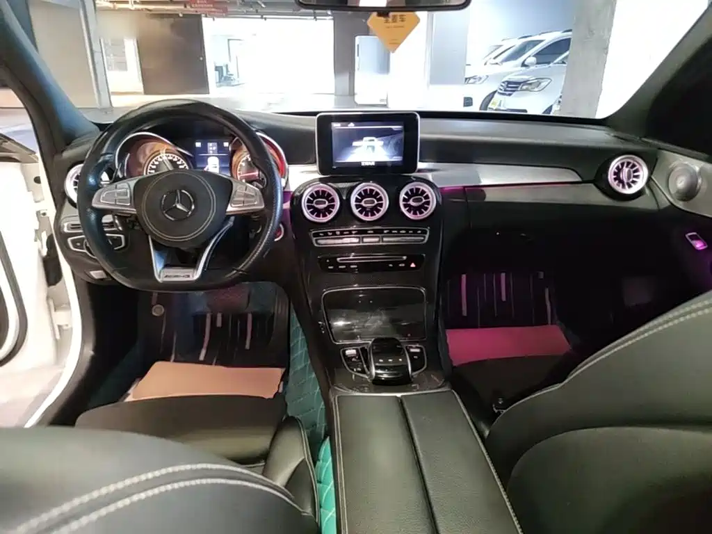 Mercedes-Benz C-Class — миниатюра 10