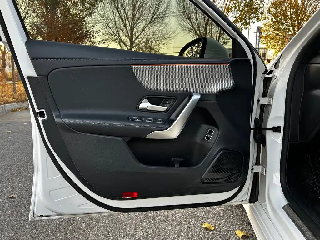 Mercedes-Benz A-Class — миниатюра 25