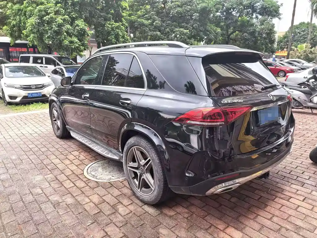 Mercedes-Benz GLE (Import) — миниатюра 3
