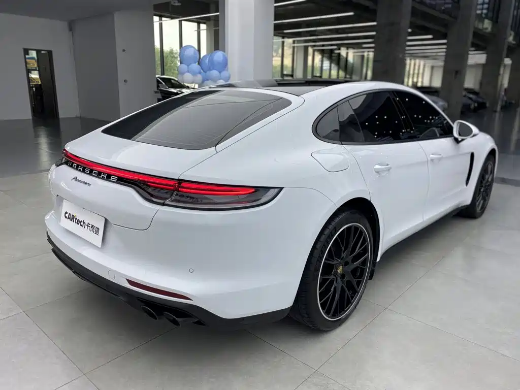 Porsche Panamera — миниатюра 4