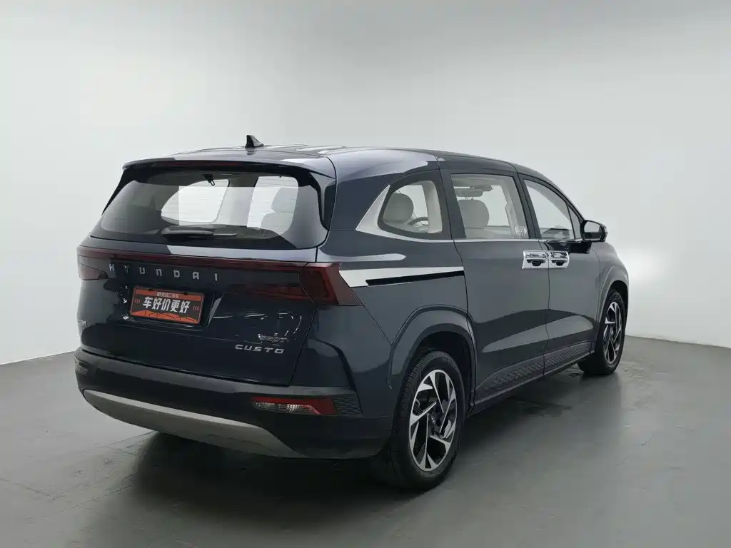 Hyundai Custo — миниатюра 2