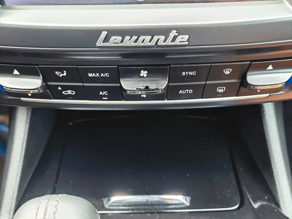 Maserati Levante — миниатюра 19