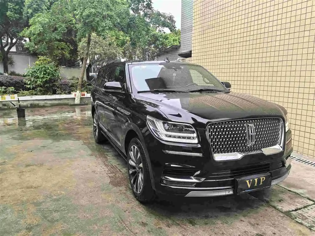 Lincoln Navigator 2018 3.5T V