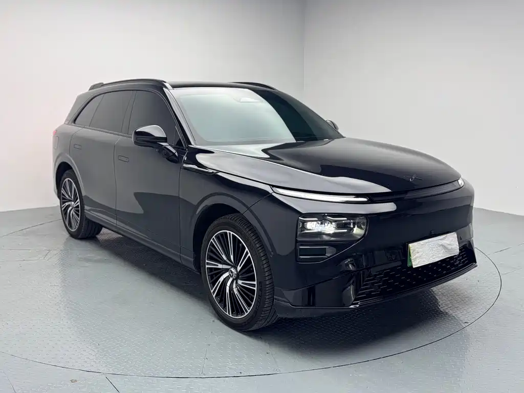 XPeng G9 — миниатюра 3