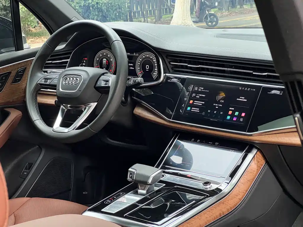 Audi Q7 — миниатюра 22