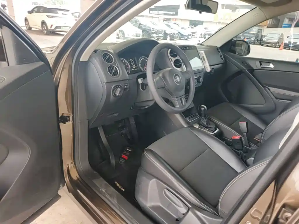 Volkswagen Tiguan — миниатюра 16