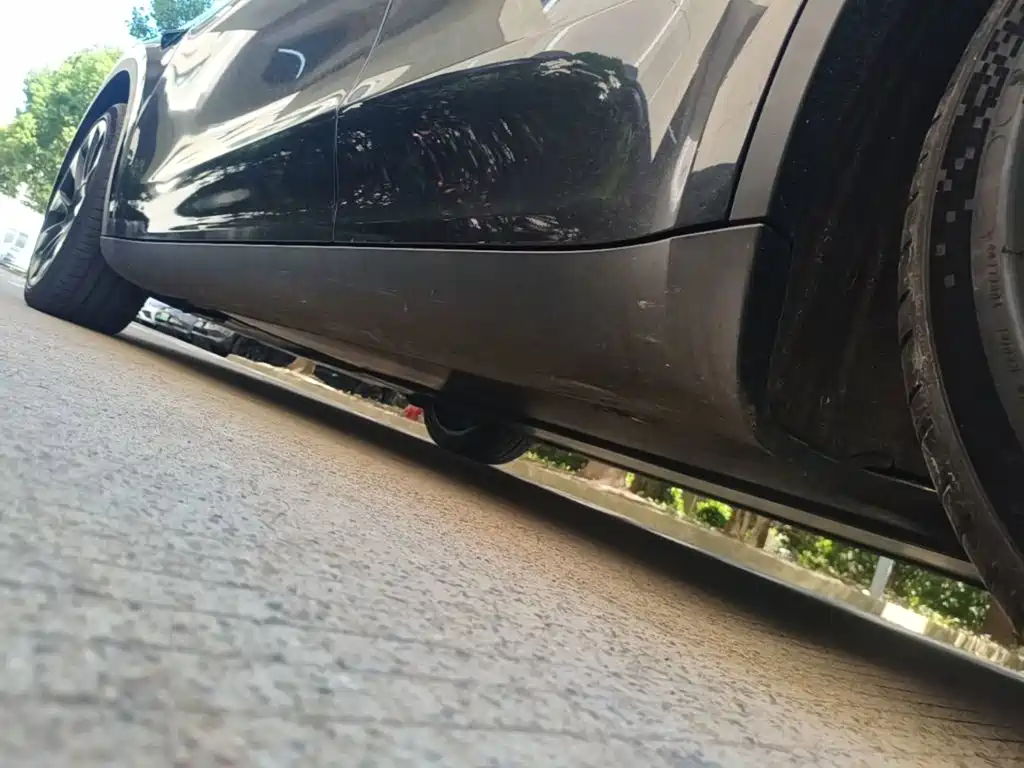 Tesla Model Y — миниатюра 22