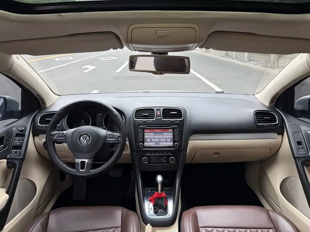 Volkswagen Golf — миниатюра 10