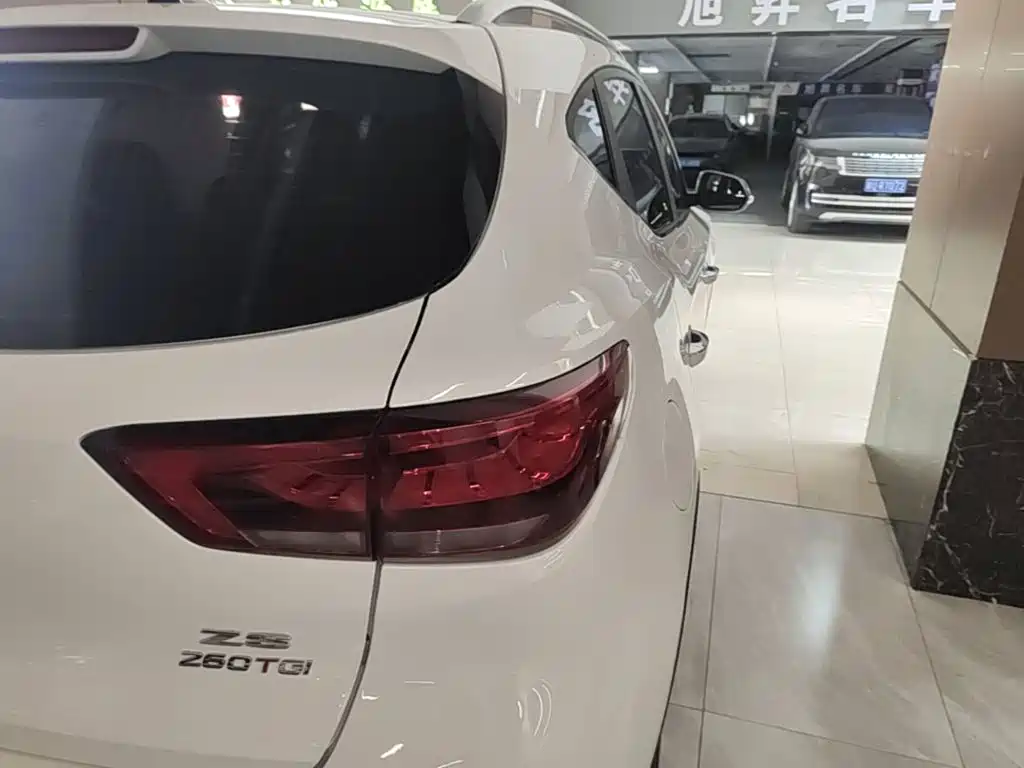 MG ZS — миниатюра 8
