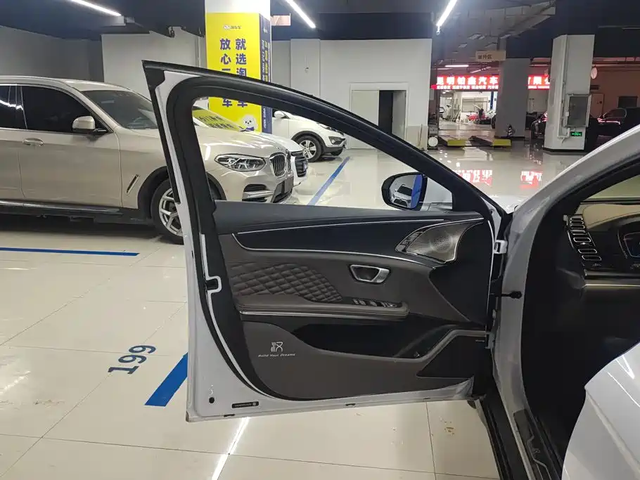 BYD Han — миниатюра 7