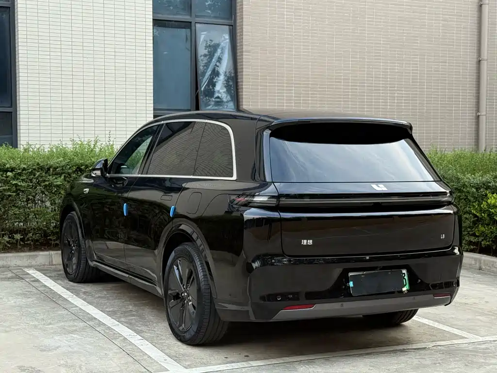 Li Auto Li L8 — миниатюра 10