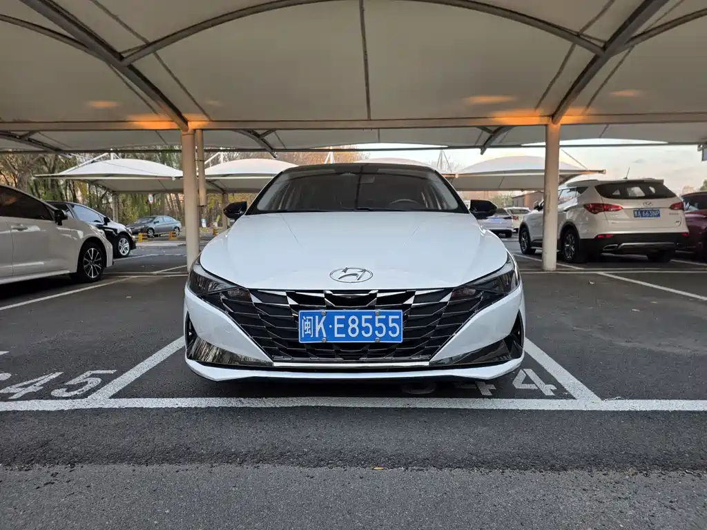 Hyundai Elantra — миниатюра 2
