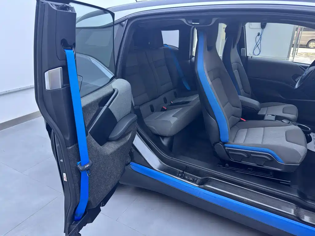 BMW i3 (Import) — миниатюра 15