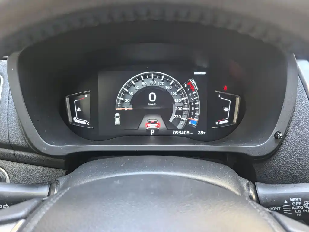Mitsubishi Pajero Sport (Import) — миниатюра 9