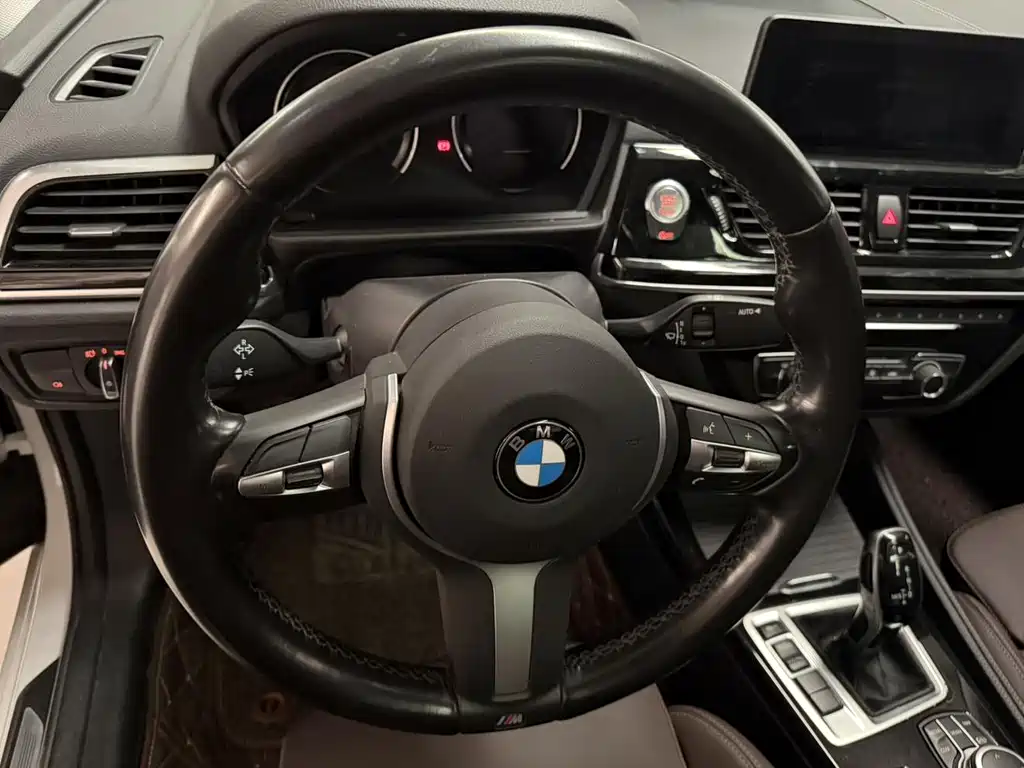 BMW 1 Series — миниатюра 10
