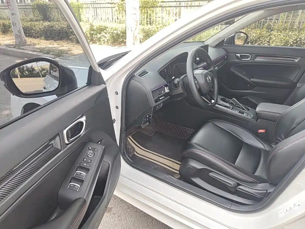Honda Civic — миниатюра 16
