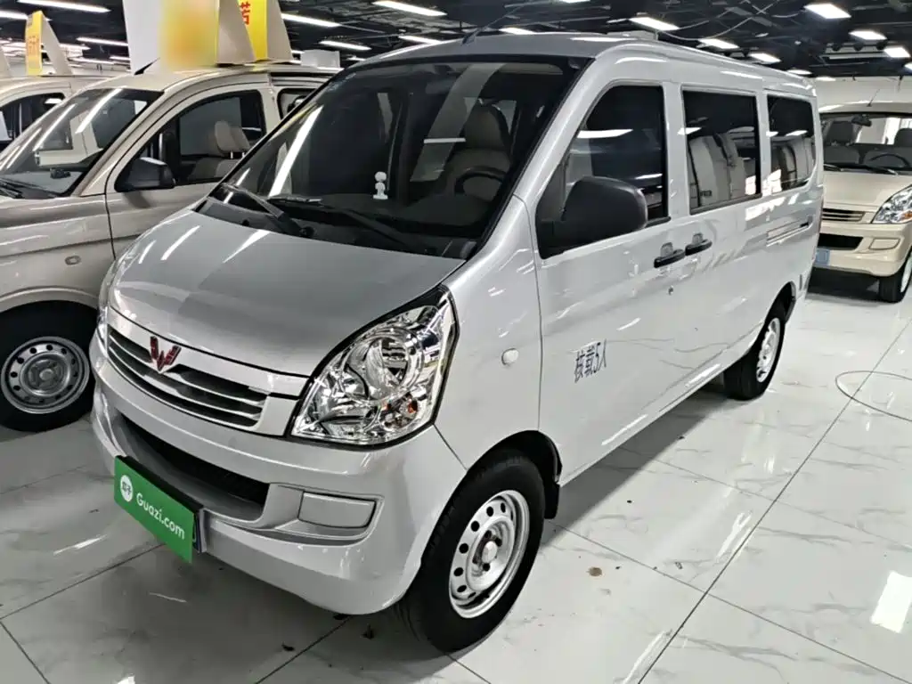 Wuling Rongguang S — миниатюра 2