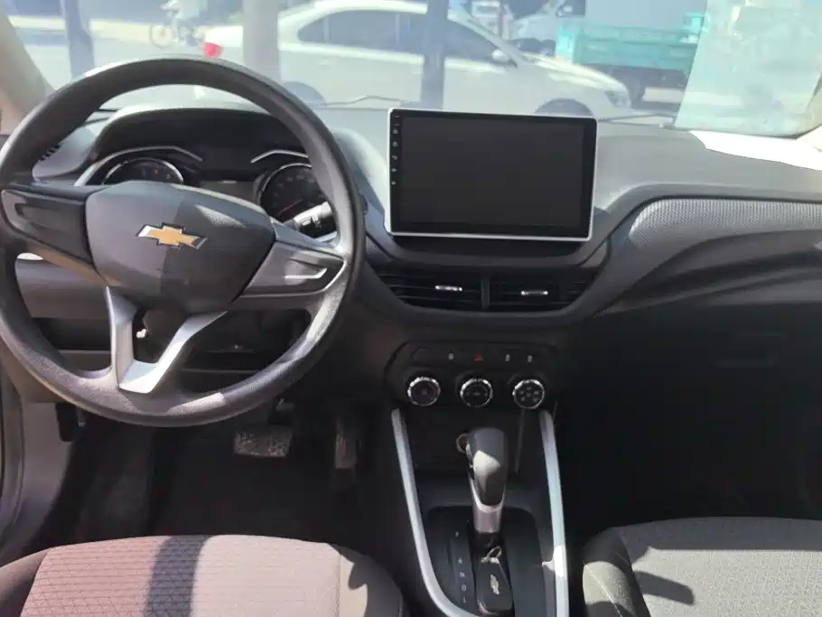 Chevrolet Cavalier — миниатюра 12