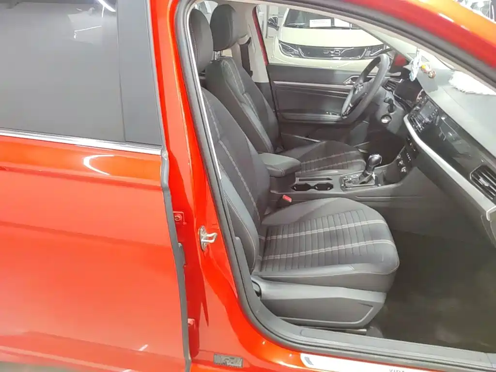 Volkswagen Lavida — миниатюра 25