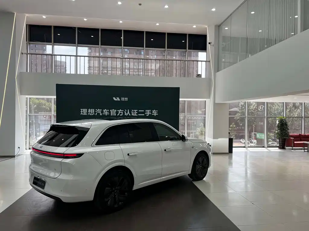 Li Auto Li L6 — миниатюра 5