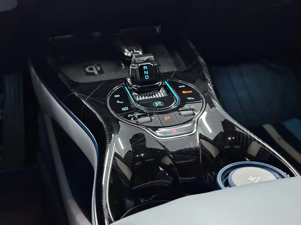 BYD Seal — миниатюра 8