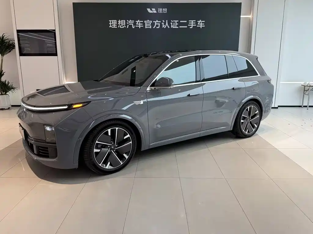Li Auto L8 2025 Ultra