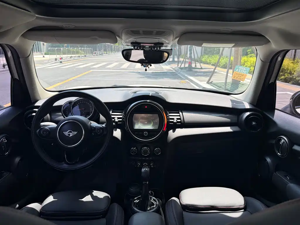 Mini Mini 2016 1.5T COOPER SEVEN