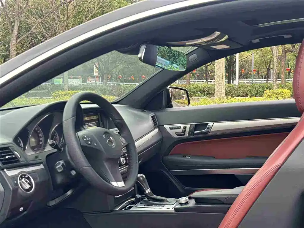 Mercedes-Benz E-Class E 2010 E 260 CGI Coupe