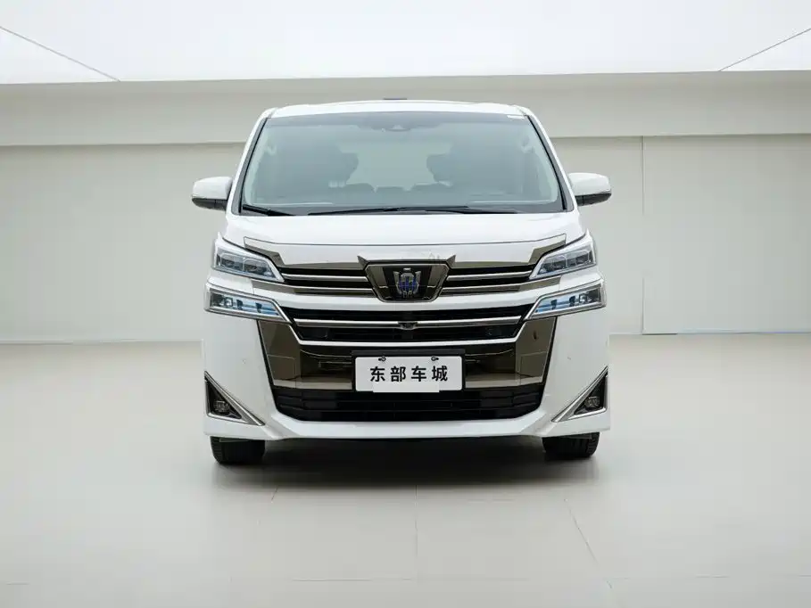 Toyota Vellfire — миниатюра 2