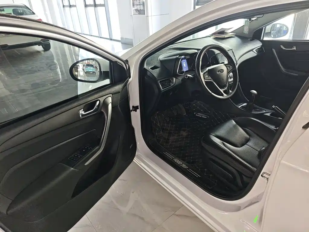 Chery Arrizo 5 — миниатюра 16